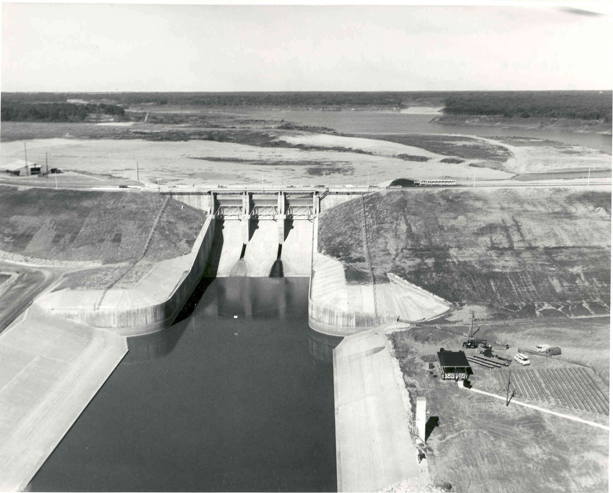 Historical photo of Lake Shelbyville dam